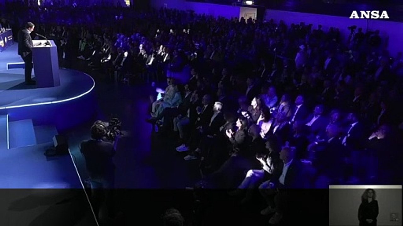 Congresso Lega, Salvini confermato segretario per acclamazione