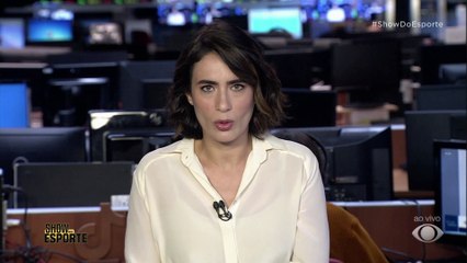 Papa Francisco faz primeira aparição pública desde que deixou hospital