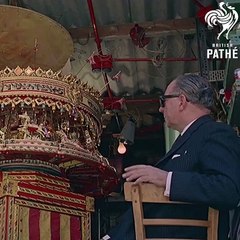 Model Merry-Go-Round