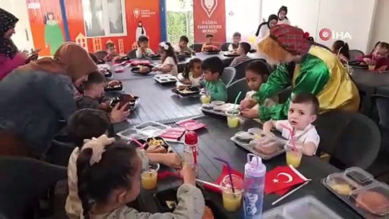 Depremzede çocuklara moral etkinliği