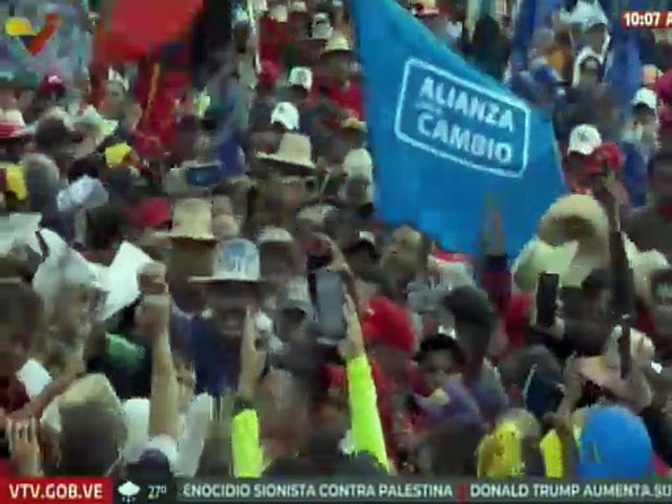 Plaza Bolívar del mcpio. Mara se llenó de alegría en respaldo al candidato del GPPSB del edo. Zulia