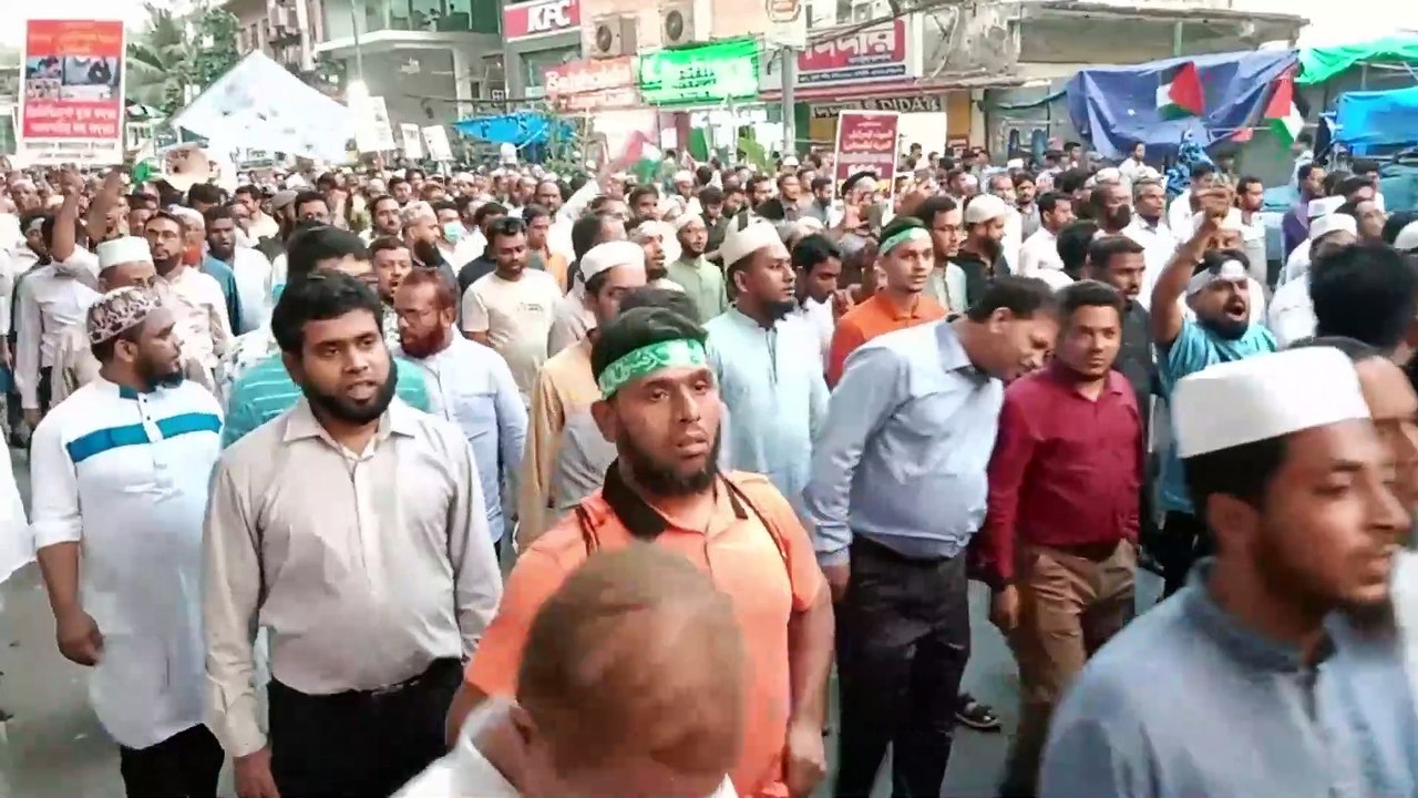 গাজা ও রাফায় ইসরাইলী হা@মলার প্র@তিবাদে রাজপথ কাপিয়ে দিলো বাংলাদেশ জামাতে ইসলামী
