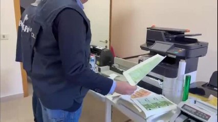 Lecce, scoperta la stamperia clandestina di banconote false