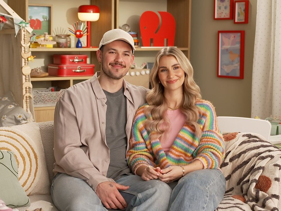 Die Johnsons ganz stolz: Wie Söhnchen Maui seine ersten Schritte tat