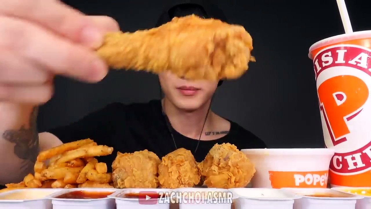 ASMR POPEYES FRIED CHICKEN MUKBANG (No Talking) Crunchy Eating Sounds