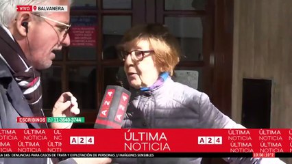 Volvieron los quemachoches a la Ciudad: incendiaron 8 autos y una moto frente a la sede del PJ