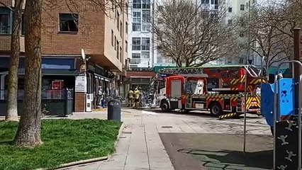Susto al arder la cocina de un restaurante en Burgos