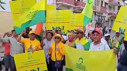 Salarios que no alcanzan y comida que no perdona: la protesta en contra de la inflación