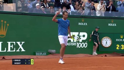Monte-Carlo - Dans une ambiance de folie, Gasquet bat Arnaldi et retrouve enfin le 2e tour