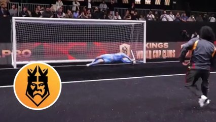 Jules Koundé falla un penalti en la Kings League