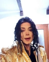 شبيه مايكل جاكسون يثير الجدل والجمهور يطالبه بتحليل "DNA"