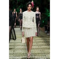 جولة على أجمل لوكات مكياج الربيع المقبل من مدرجات لندن، ميلانو وباريس