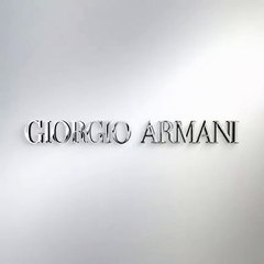 جورجيو أرماني يُدافع عن الأرض بتصاميم رومانسية عملية في مجموعة صيف 2020