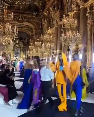 الهندسة وألوان الربيع تتوّج عرض بالمان أجمل عروض باريس حتى الآن