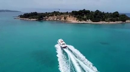 مُستحضر واحد حقّق رغبتنا في لون بشرة مُوحّد وترطيب مُنعش وحماية من البهتان