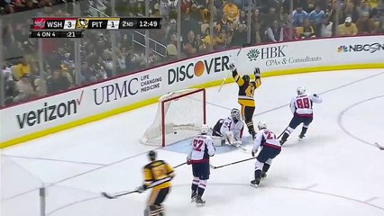 Penguins 16-17 Season - Crosby with beautiful pass between a Capitals legs to set up Sheary