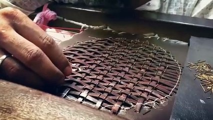 مقابلة: مصممة علامة Duet Luxury تروي لنا كيف حوّلت الخشب إلى حقائب فريدة