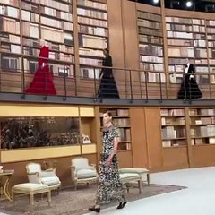 فيرجيني فيارد لم تخاطر وكرّست أسلوبها الكلاسيكي في أول تشكيلة هوت كوتور لشانيل