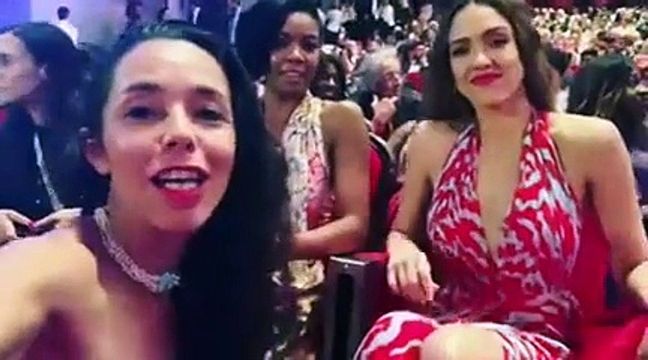 من فستان ديور الأسود إلى بذلة أليكسندر فوتييه، هذه هي أجمل إطلالات النجمات لهذا الأسبوع
