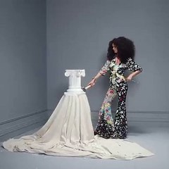 لهذه الأسباب مجموعة مايكل كورس تواجه صعوبة في إدارة فيرساتشي ومقارنتها بـ LVMHقاسية