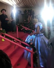 إطلالات أغرب من الخيال في MET GALA، وأبرزها من نصيب كاتي بيري!