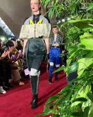 في عرض ريزورت 2020 في نيويورك، لويس فويتون تؤكد ارتباطها بروح السفر من جديد