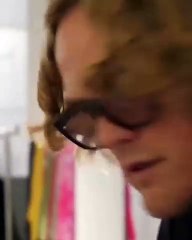 مُقابلة حصرية: بيتر دونداس يجد نقاط مُشتركة بين تصاميمه الجريئة ومجموعته الكبسولية لرمضان