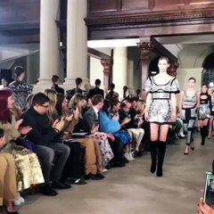 تصاميم دافيد كوما تصلح لتكون من الـ Must-haves للوك شتوي ناجح