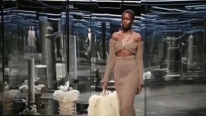 5 توجّهات لحقائبك ستضيف الإيجابية إلى إطلالتك في شتاء 2021