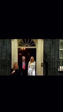 إيفانكا ترامب تُجيد تنسيق البذلة الواحدة لأكثر من إطلالة مُختلفة