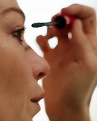 أرماني تستوحي عطرها الجديد من رفاهية الشرق الأوسط