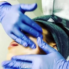 من الوجه إلى بشرة الظهر، علاجات سريعة وفعالة تستحق التجربة