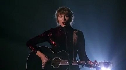 تايلور سويفت تعود إلى جائزة ACM بعد غياب 7 سنوات