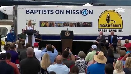 الفستان الأبيض ليس الأفضل للإطلالات العملية، لكن لإيفانكا ترامب رأي آخر