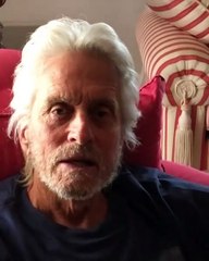 مايكل دوغلاس يدعم الشعب اللبناني برسالة مصوّرة