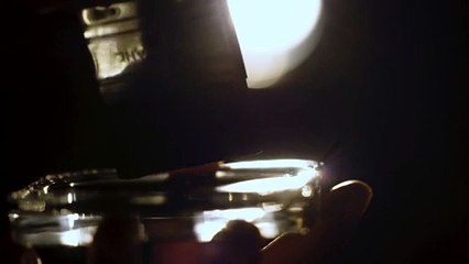 ڤاشرون كونستنتان تتمنى لنا عيداً مباركاً بأنامل الإماراتية نرجس نور الدين