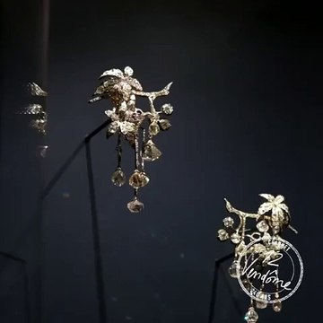 الهندسة والآرت ديكو يجتمعان في مجوهرات شوميه الراقية الجديدة