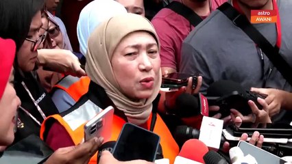 Seorang kanak-kanak menyumbang tabung wang tunai sebanyak RM500 - Nancy
