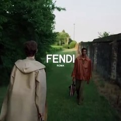 فندي تحتفل برمضان مع 5 نسخ جديدة من حقيبتَي Peekaboo وBaguette