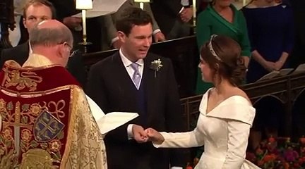 الأميرة أوجيني تحتفل بالذكرى العاشرة للقاء زوجها للمرة الأولى