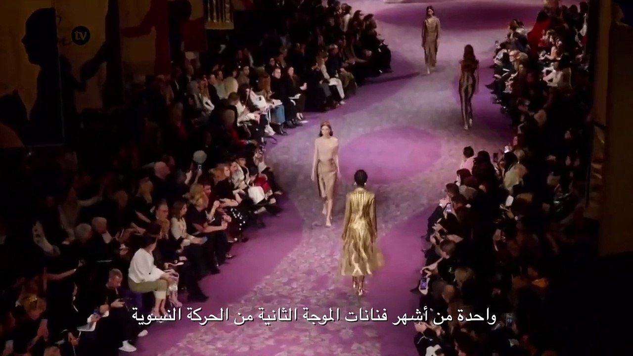 مقابلة مع ماريا غراتسيا كيوري من كواليس عرض ديور للهوت كوتور
