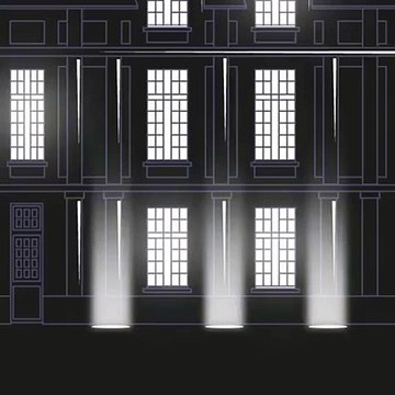 ارتداء هذه القطع من بالنسياغا يُساعد في مكافحة حرائق غابات أستراليا