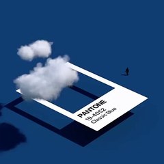 "النيلي" لون عام 2020، هكذا تنسقينه وتعتمدينه في إطلالاتك