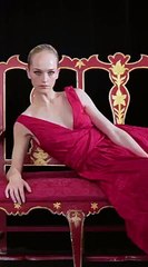 إطلالات حمراء مثالية ليوم الفالنتاين من مجموعات ربيع وصيف 2025