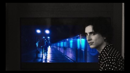 تيموتي شالامي نجم عطر  BLEU DE CHANELالجديد من شانيل