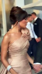 نادين نسيب نجيم في إطلالتي مكياج مبهرتين في كان