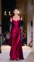 عروض الهوت كوتور تعيد للأحمر مجده وقوته