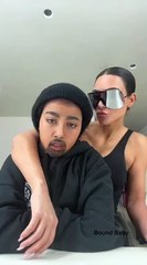 إبنة كيم كاردشيان تبدع في المكياج وتتحول الى نسخة عن والدها