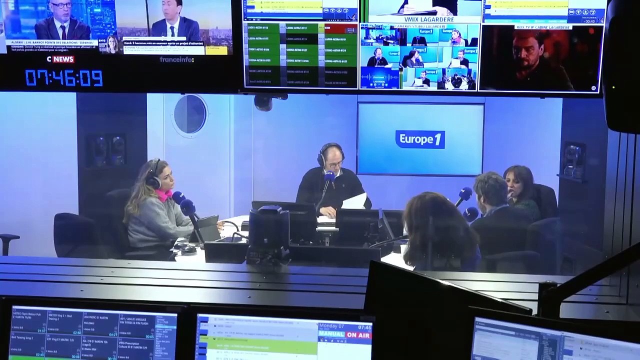 «Roman de plages» d'Arnaud Cathrine et la série «Le sens des choses»