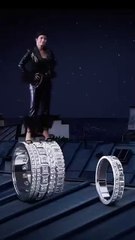 سفيرات بوشرون يلتقين معك لاحتفالات الأعياد كلّها بريق ولماعية وحبّ